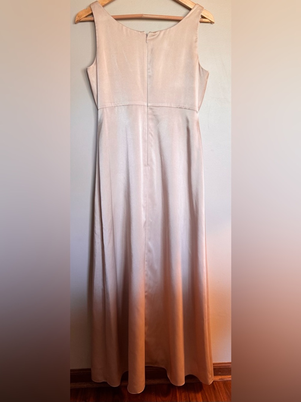 BCBG Max Azria Champagne Satin Midi Dress Pleated Bust Formal Wedding Size 8 - Picture 7 of 10